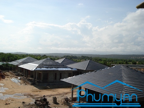 Cung-cap-thi-cong-he-gian-thep-ma-trong-luong-nhe-mai-ngoi-binh-thuan