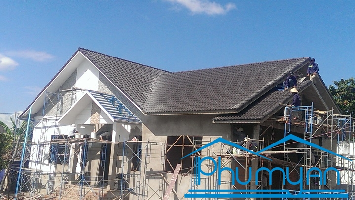 Thi-cong-mai-ngoi-sieu-nhe-tai-dong-thap